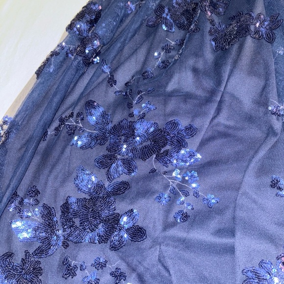 Evening Gown Navy Lace Shear Sequins Spaghetti Strap Deep V-Neck SzL Lined - Picture 5 of 12